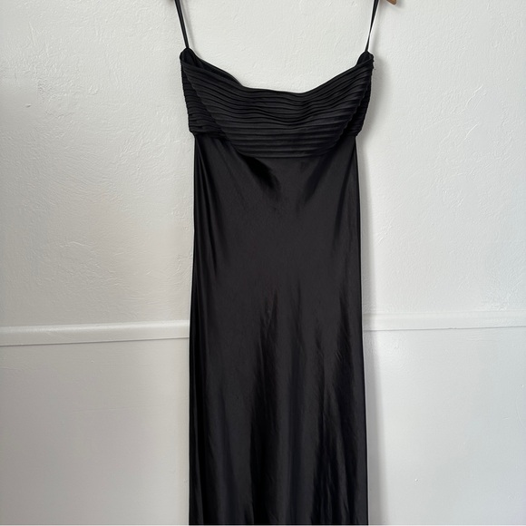 NWT Runaway The Label Elsa Maxi Black Dress Large - Picture 3 of 6